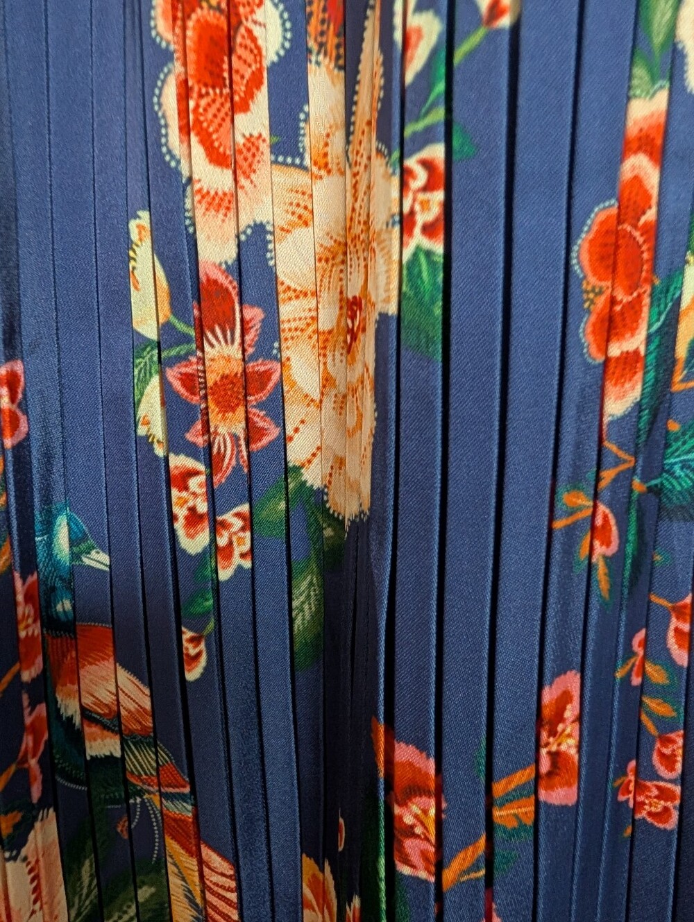 NWT Farm Rio Floral Track Pants Sz. Medium - Picture 7 of 11